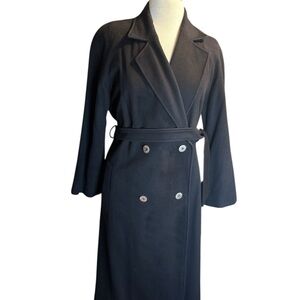 Sophisticated Black Double-Breasted Trench Coat